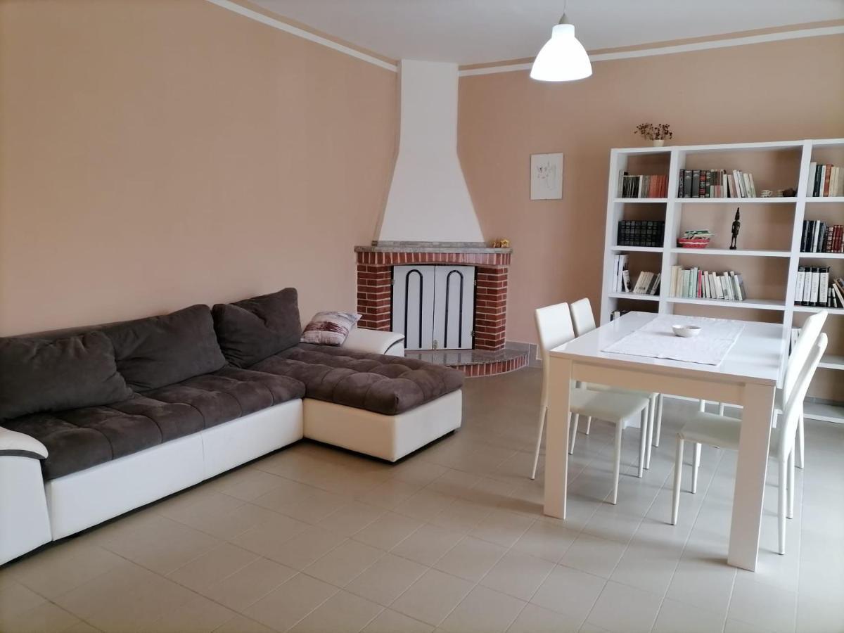 Casa Vacanze "Ellen" Bianchi Ngoại thất bức ảnh