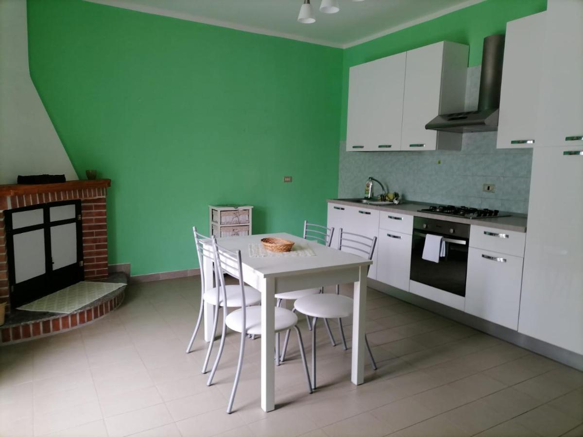 Casa Vacanze "Ellen" Bianchi Ngoại thất bức ảnh