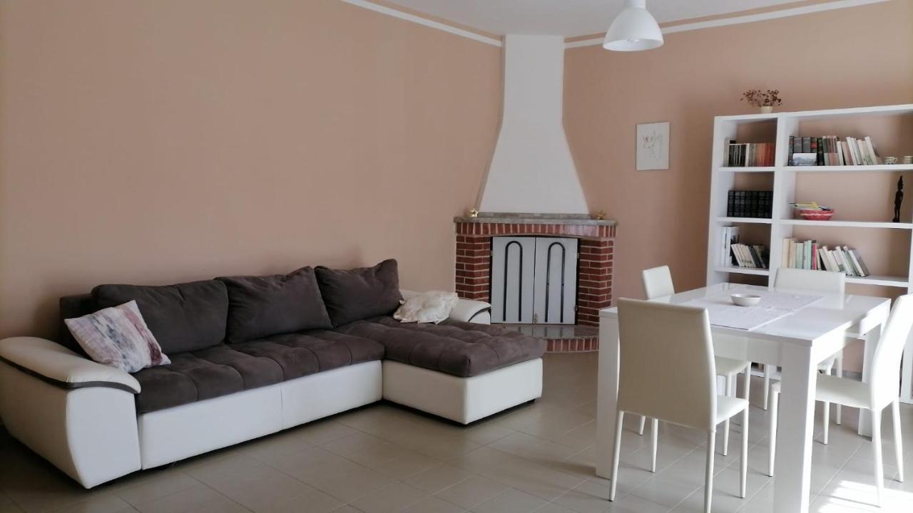 Casa Vacanze "Ellen" Bianchi Ngoại thất bức ảnh
